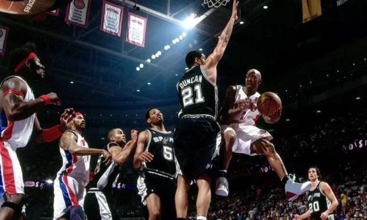 nba古老球员「拾忆拾遗NBA最强角色球员罗伯特霍里」