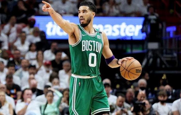 新王当立盘点当今NBA联盟25岁以下八大球星亚历山大上榜