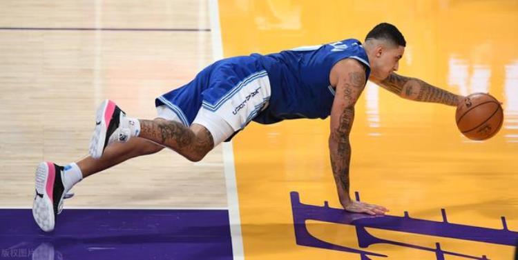 昨日NBA搞笑神评论如同天上降魔主真是人间太岁神库昊是也