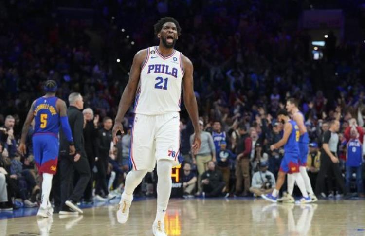 詹姆斯让得分王「NBA得分榜大乱5人夺得分王詹姆斯冲进前6欧文上演绝地逆袭」
