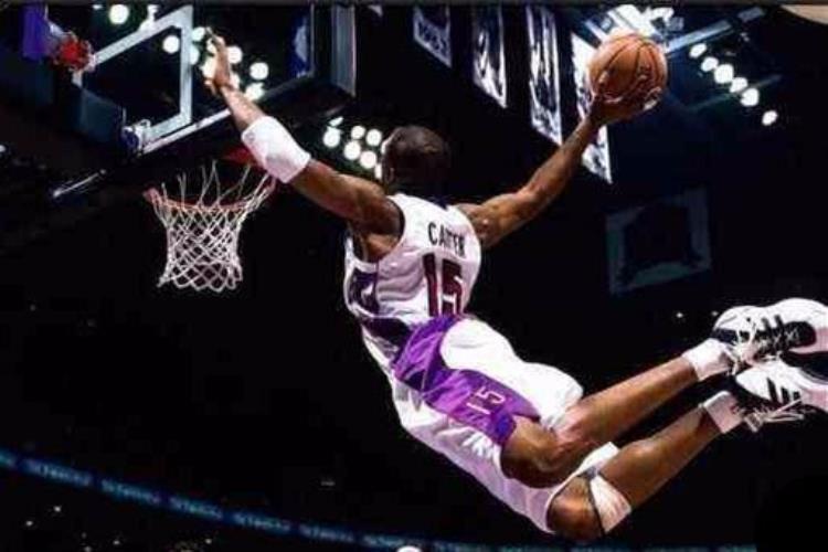 8图看NBA经典的错位镜头杜兰特180度平躺投篮KG盖帽头超篮筐