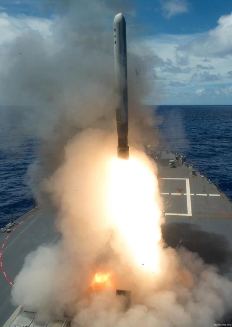 日本购买美国导弹「日媒突然爆料日本政府准备采购美国生产的战斧巡航导弹」