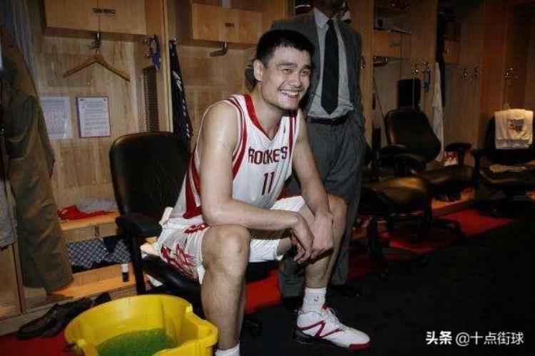 NBA文化误会韦德在中国KTV因看到西瓜大怒姚明说个词差点被殴
