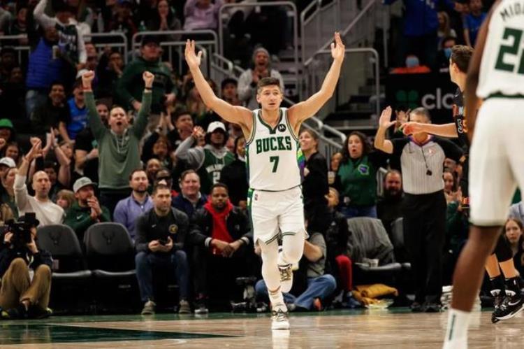 nba最让人讨厌的球员「谁是最令人讨厌的球员美媒列出2023年最令人讨厌的10名NBA球员」