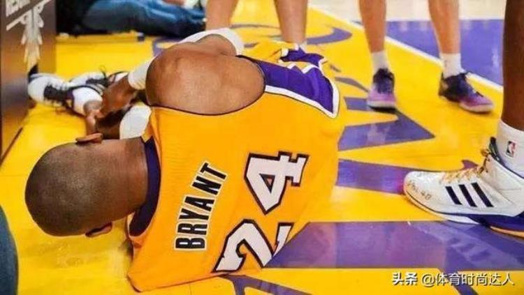 库里总决赛背影「NBA赛场上那些经典的背影阿里纳斯最嚣张库里科比都让人心碎」