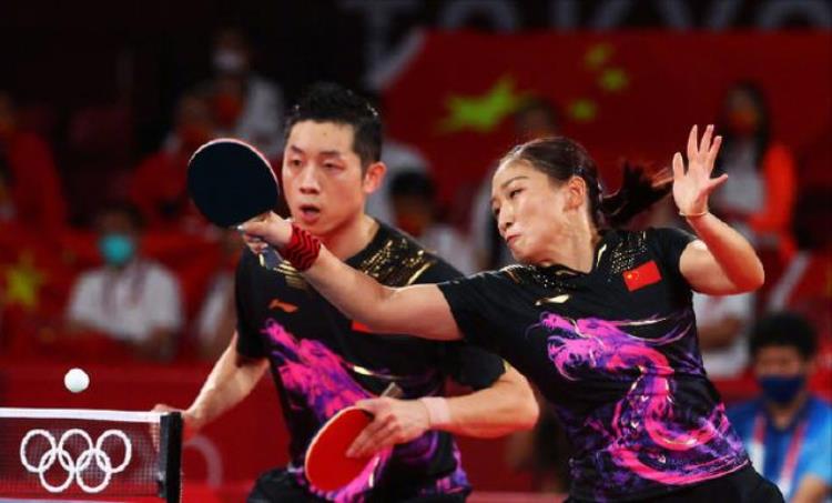 黑哨中国乒乓混双丢金网友质疑凭什么日本队可以吹球和摸台