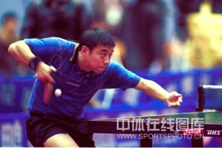 刘国梁是第一位中国男子乒乓球大满贯「刘国梁运动生涯纵横乒坛十一载勇夺国乒男队首个大满贯」