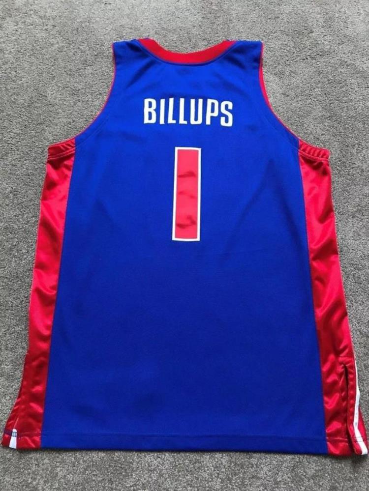 nba球衣套装「NBA球衣门道学一件球服可值千金」
