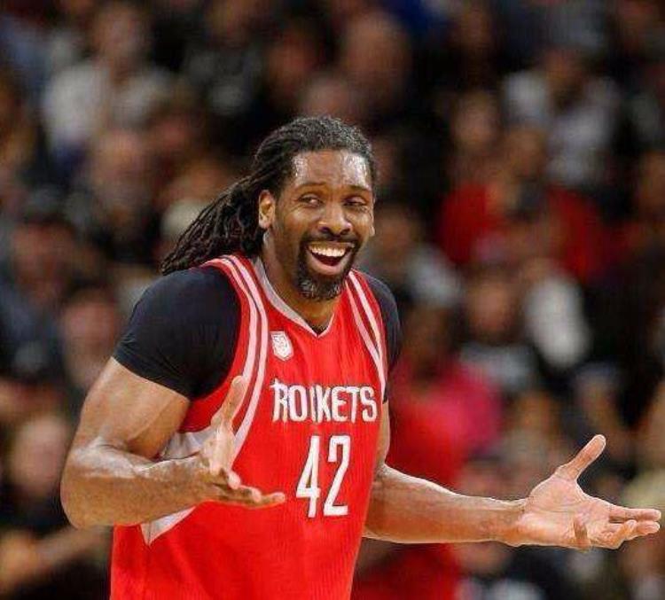 nba家族最有钱的球员「NBA球员谁的家族最厉害有皇室又有亿万富翁阿泰全家是狠角色」
