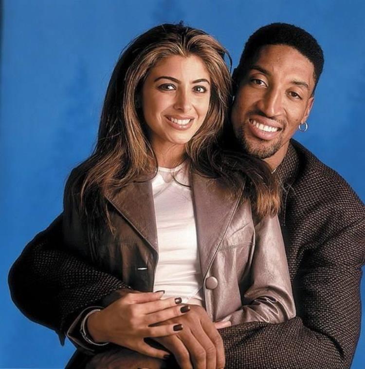 nba巨星妻子「NBA巨星娇妻婚内3次出轨46岁身材丰满现又恋上28岁强壮球星」