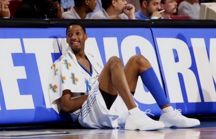 让女生都羡慕和嫉妒NBA球星长腿有多夸张张伯伦最离谱