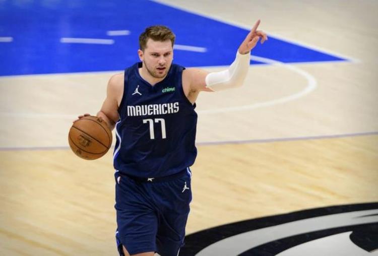 2022最佳nba球星们盘点这些球星们都戴什么手表「2022最佳NBA球星们盘点这些球星们都戴什么手表」