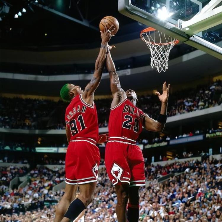 罗德曼现在的NBA实在太难看了05年场均30只有1个现在6个
