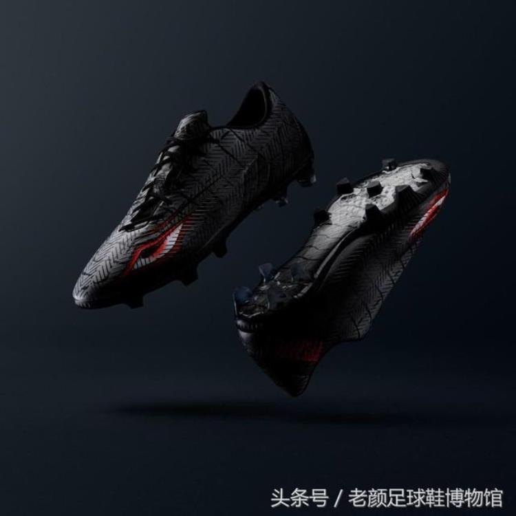 adidas和日本设计师「史上adidas最大乌龙日本鬼才设计师手笔天价限量沦为奥莱白菜」