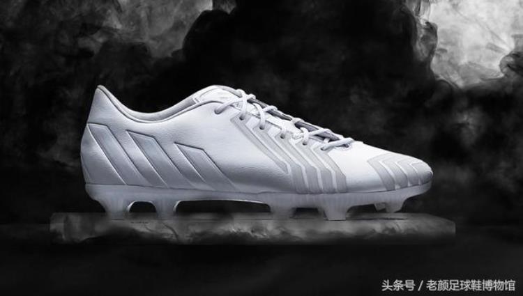 adidas和日本设计师「史上adidas最大乌龙日本鬼才设计师手笔天价限量沦为奥莱白菜」