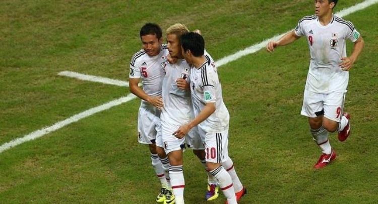 日本足球失意又令人羡慕的时刻全场22脚射门将欧洲亚军打服了