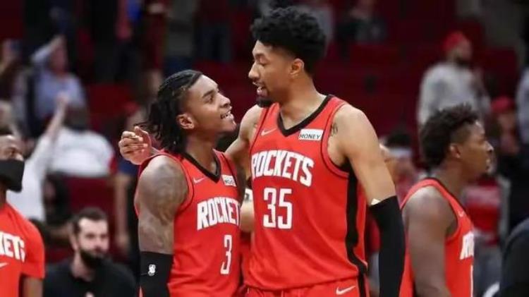 欧文打赌篮网输给76人「盘点现役NBA意难平的六笔交易76人因小失大篮网一败涂地」