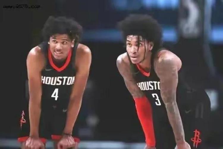 欧文打赌篮网输给76人「盘点现役NBA意难平的六笔交易76人因小失大篮网一败涂地」