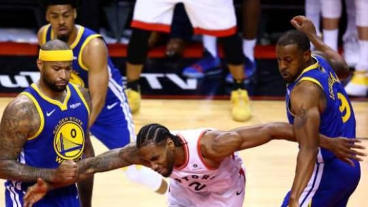 伊戈达拉肩膀「为什么NBA球队都惦记伊戈达拉看看他的胳膊这才叫麒麟臂」