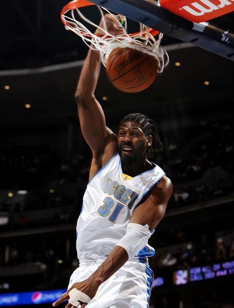 打篮球的都是有钱人「别人打球是为了赚钱我们是为了交朋友细数NBA的富二代」