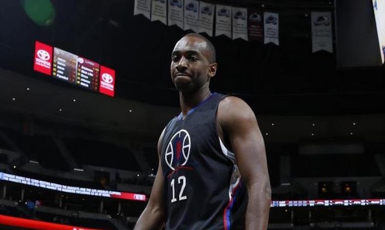 打篮球的都是有钱人「别人打球是为了赚钱我们是为了交朋友细数NBA的富二代」