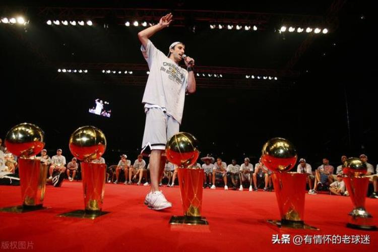 nba的冠军奖杯叫什么名字「NBA重新定义奖杯哪些奖杯没有冠名詹姆斯能命名什么奖杯」