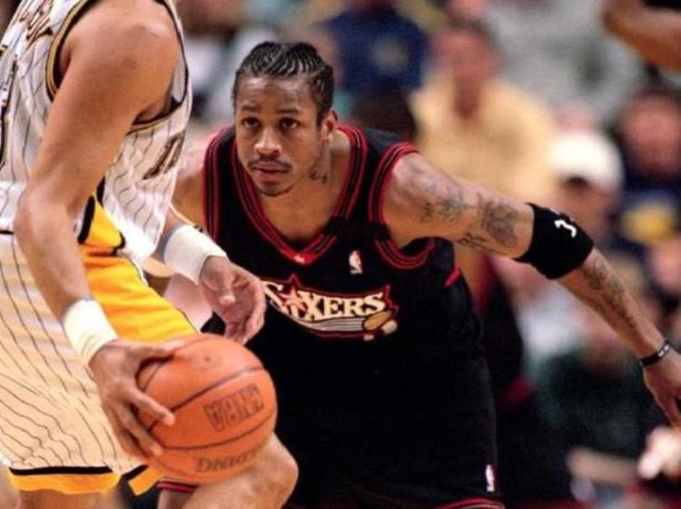 nba球员有多奢侈「NBA最奢侈的球星拿钱养着50多个跟班小弟跑车是一次性用品」