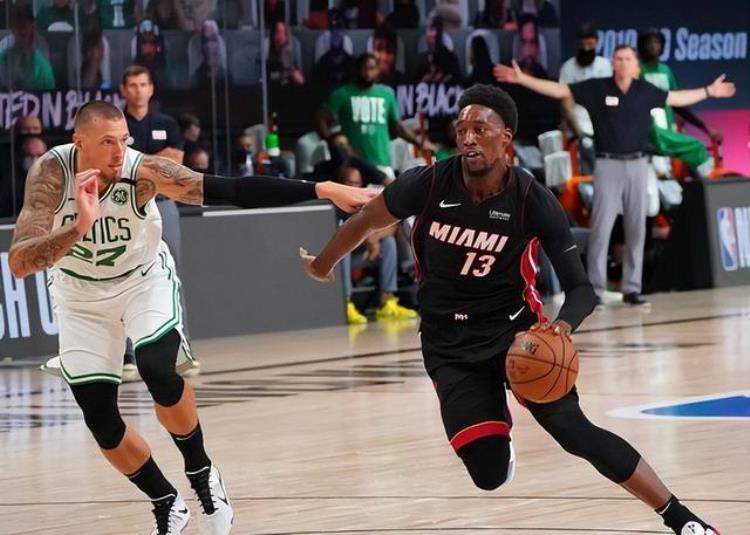 禁区得分最多的后卫「冲击篮筐盘点NBA上赛季最擅长禁区得分的球星新星后卫排第一」