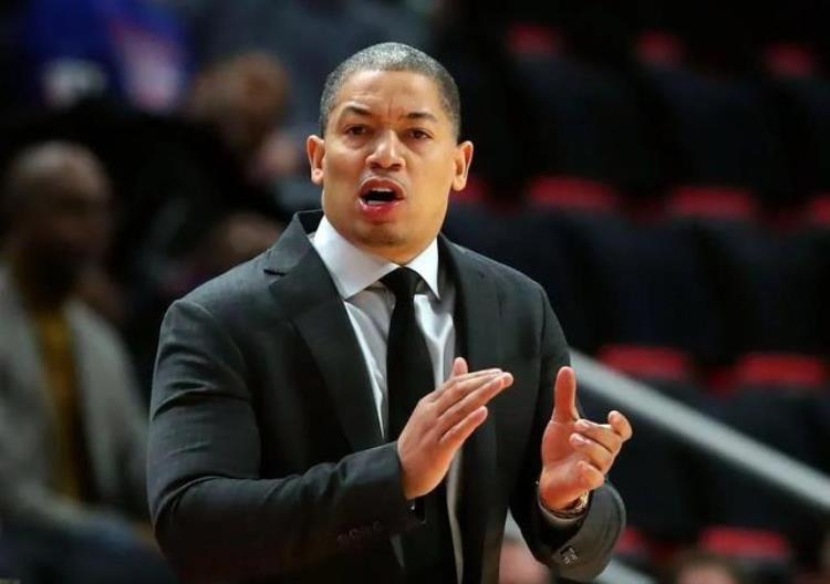 NBA胯下过人「NBA名帅从胯下之辱到一战成名他是这样逆袭的」