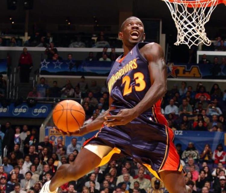 乔丹的弹跳力是不是nba最高的「弹簧人盘点NBA垂直弹跳最高的十大球员乔丹无缘第一名」