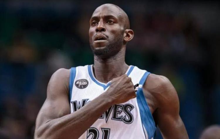 NBA历史五大忠诚巨星: 科比无缘首位, 第一没有争议「美媒排行NBA十大忠诚球员现役两人上榜科比仅第四第一合理」