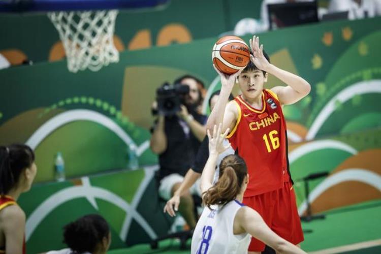 中国女篮和菲律宾女篮「示弱菲律宾女篮主帅中国女篮亚洲最强对这届赛事没有期待」