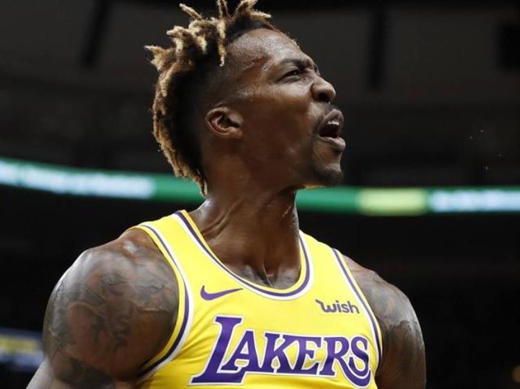 为什么湖人不续约霍华德「霍华德上赛季在湖人队打那么好为何得不到NBA的合同3点原因」