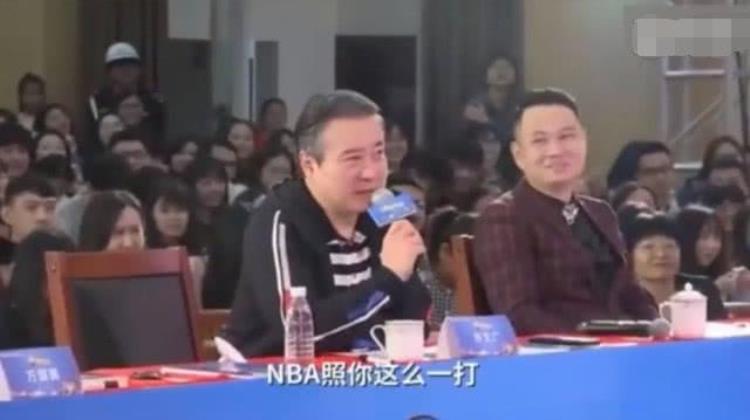 篮球打的像蔡徐坤「小伙节目上模仿蔡徐坤打篮球遭评委怒怼照你这样打NBA早解散了」