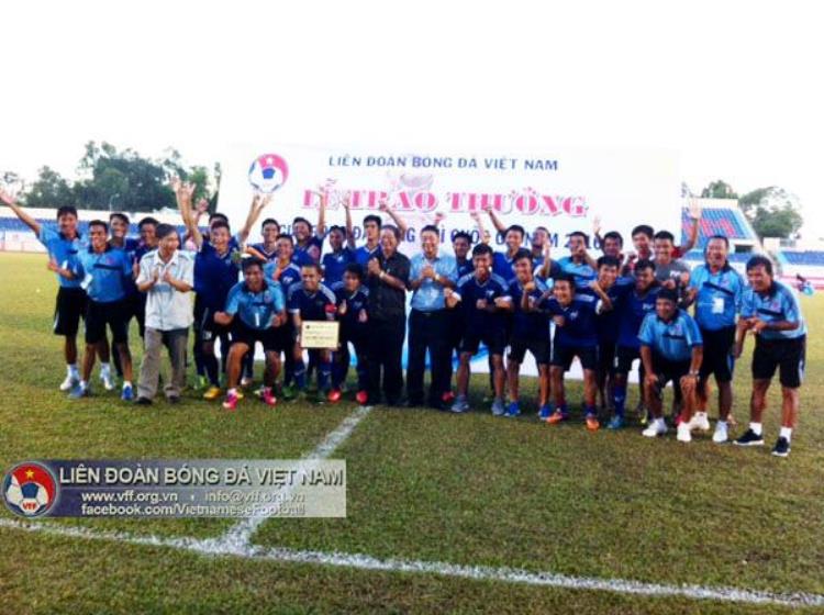 2016赛季越南第三级联赛大结局PVF夺冠首次杀入职业联赛