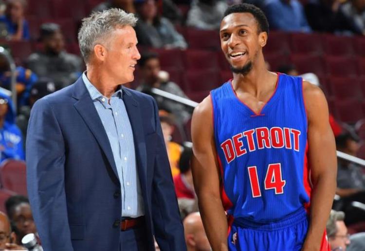 NBA5大传奇流浪汉最少呆过12支球队95年状元上榜
