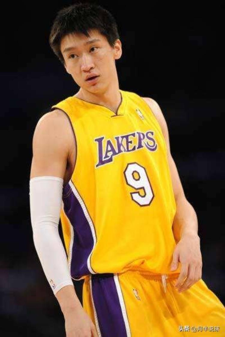 nba中国球员排名「数据大盘点NBA里六位中国球员生涯数据姚明最猛孙悦最差」