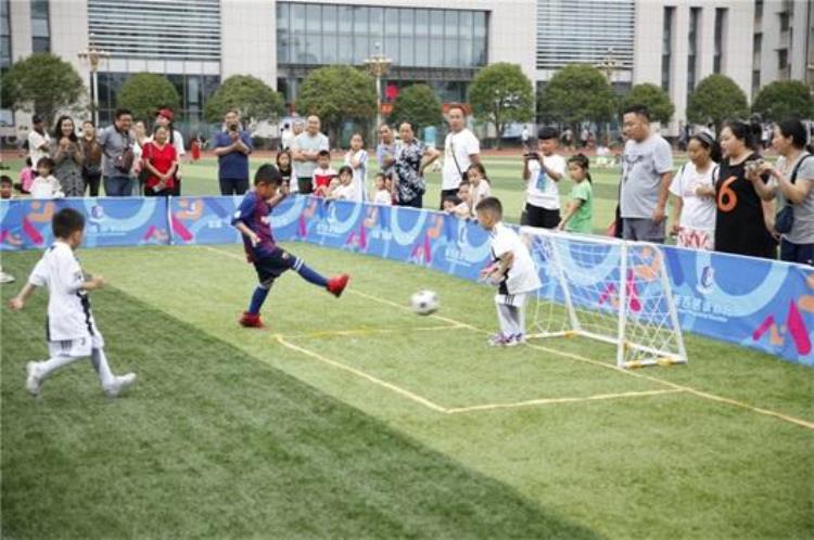 幼儿园足球系列活动「听说您的幼儿园也在打造足球特色那么这场足球活动你一定要看」