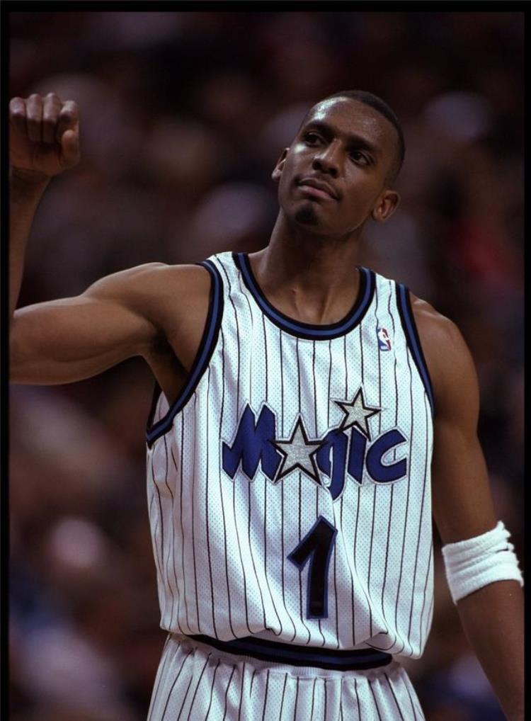 便士哈达威十佳球「NBA纪实连载21乔丹钦点的接班人便士哈达威到底有多强」