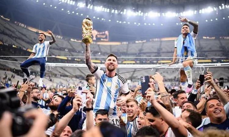 世界杯历史上共8次有球队跨大洲夺冠巴西4次阿根廷2次