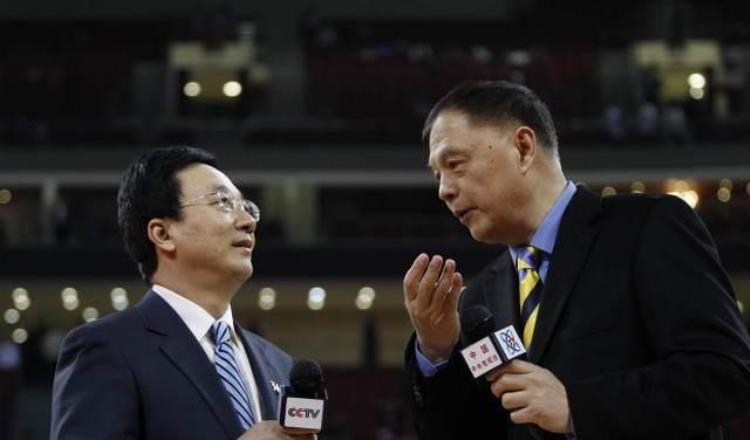 nba解说张卫平「篮球解说员张卫平有哪些经典语录看完让你笑得合不拢嘴」