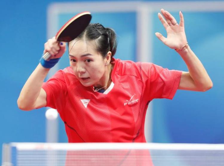 香港女乒球员「香港女乒3比2险胜法国小将朱成竹2分建功从紧张到享受比赛」