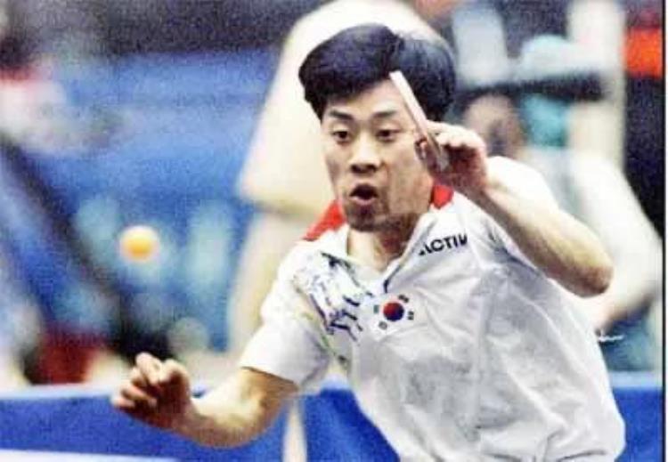 历届奥运会乒乓球比赛男单冠军集锦