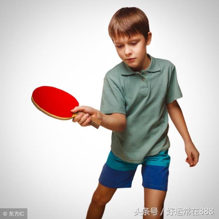 乒乓直板什么意思「山东把乒乓球直板纳入中考项目会推动直板打法的普及和提高吗」