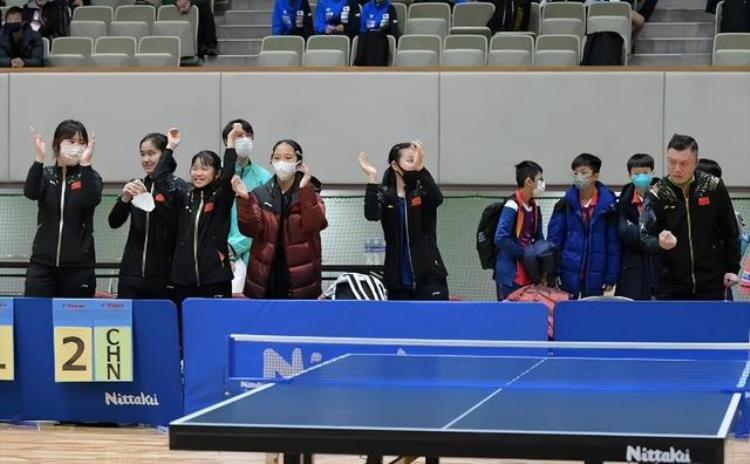 国乒小将传喜讯东亚希望杯9人晋级淘汰赛12岁小将轰4个30