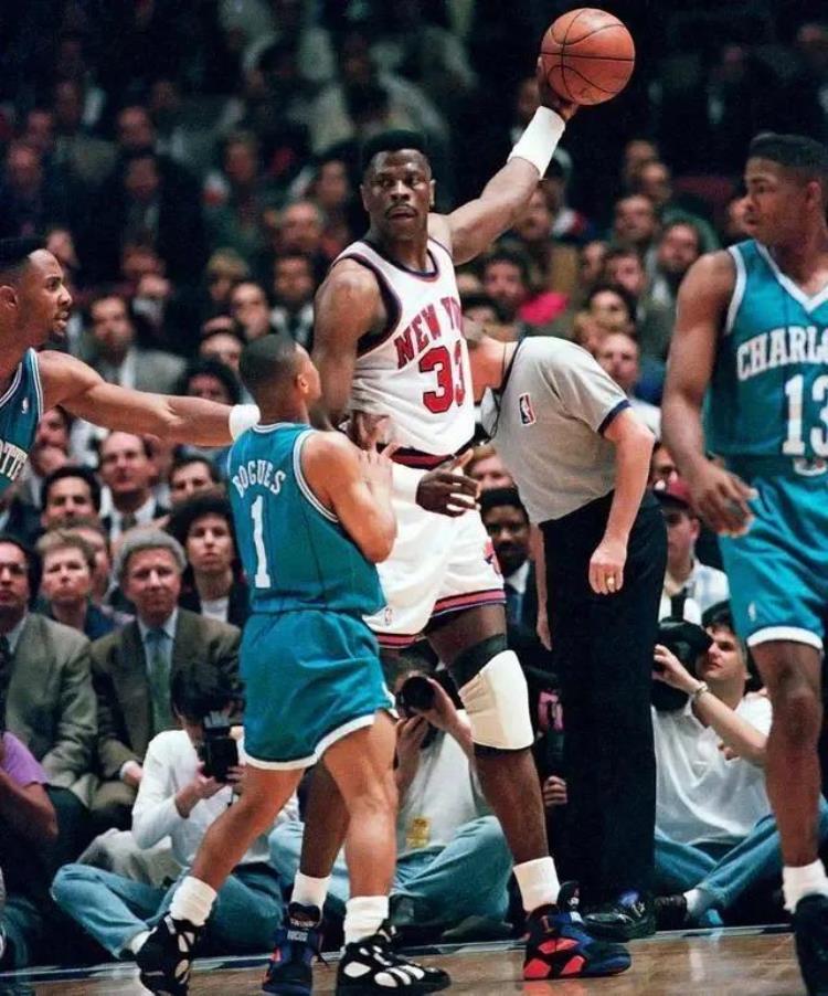 nba史上最矮球员是谁「NBA历史最矮的球员身高仅16米大帽尤因防守乔丹他是谁」
