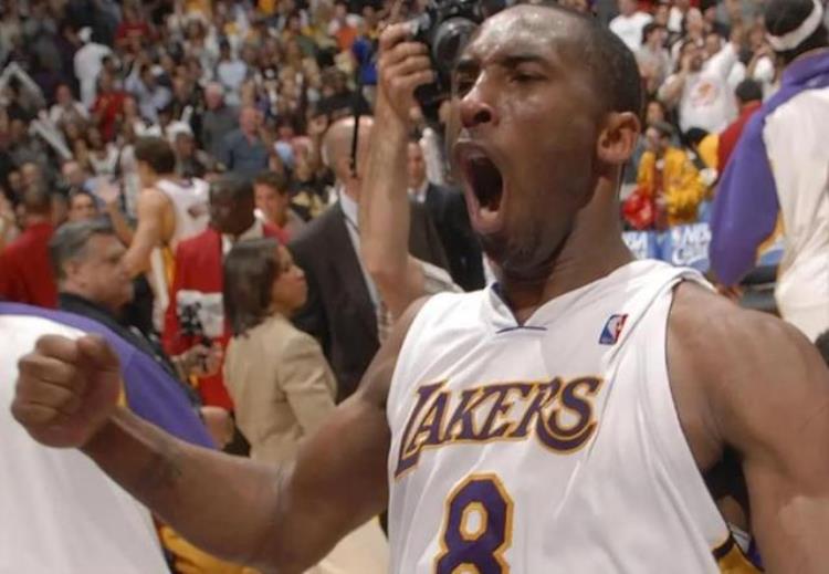 nba季后赛50大经典瞬间「一场比赛赢得满堂喝彩盘点NBA季后赛十大超神之战轻松加愉快」