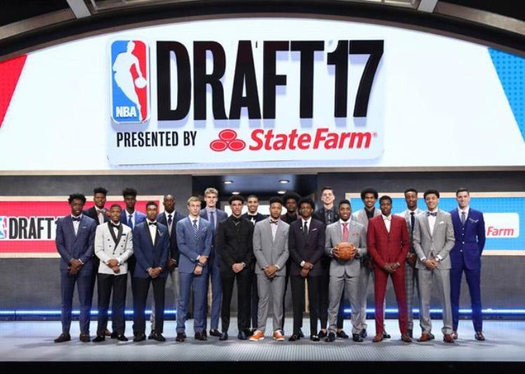 2017年的nba选秀「2017年NBA选秀结果富尔茨状元鲍尔榜眼」
