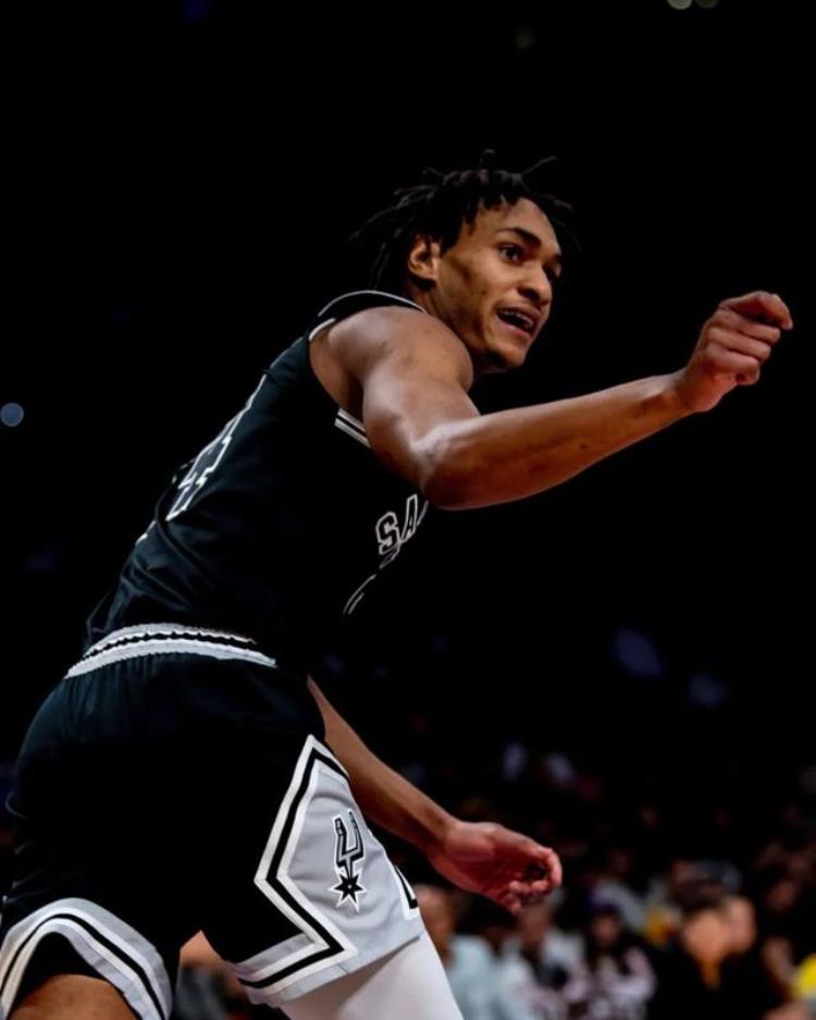 nba马刺约翰逊「1314的对决迷失在洛杉矶的约翰逊和马刺队」