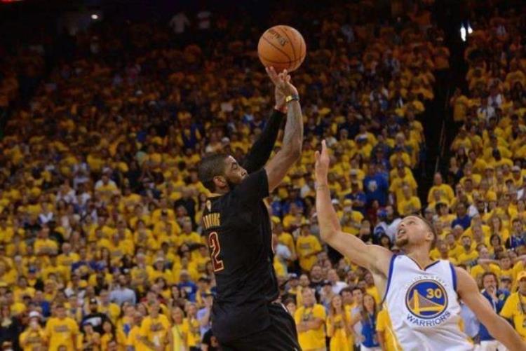 nba季后赛最新战「以弱胜强盘点NBA季后赛十大爆冷战役骑士决赛逆转仅排第二」